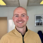 comment.user?.profileImg