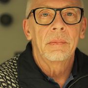 comment.user?.profileImg