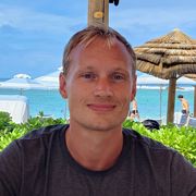 comment.user?.profileImg