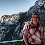 comment.user?.profileImg