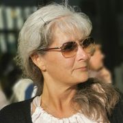 comment.user?.profileImg