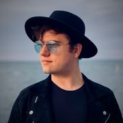 comment.user?.profileImg