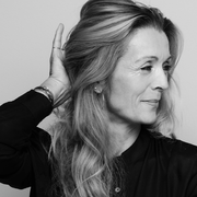 comment.user?.profileImg