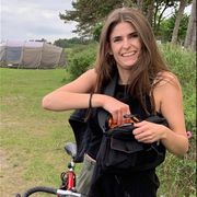 comment.user?.profileImg