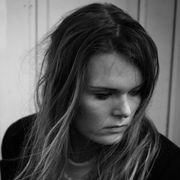 comment.user?.profileImg