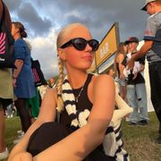 comment.user?.profileImg