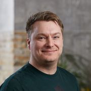 comment.user?.profileImg