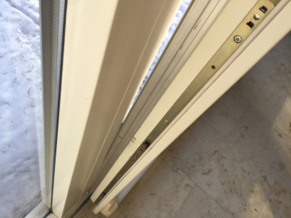 Skydedør, teresse. Fra LaiAb,SE. Sidder fast i åben tilstand..