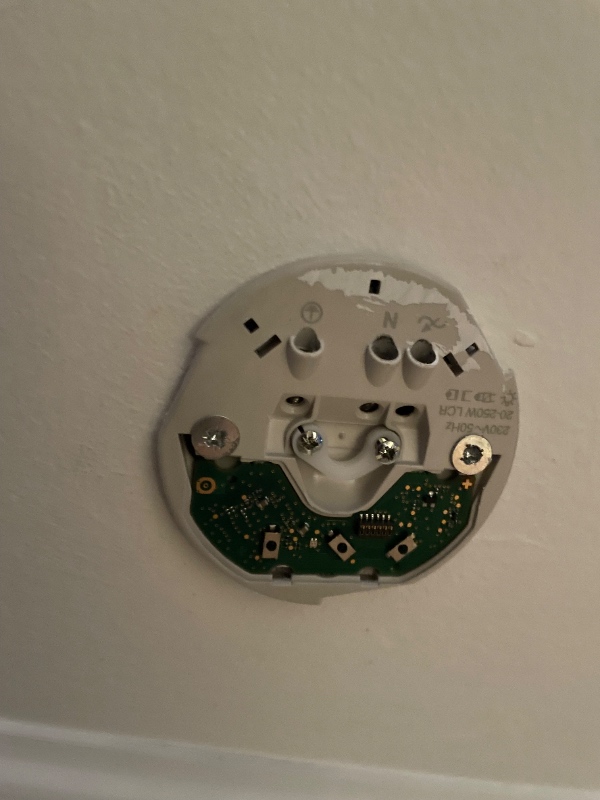 Udskiftning af lampe udtag i loft