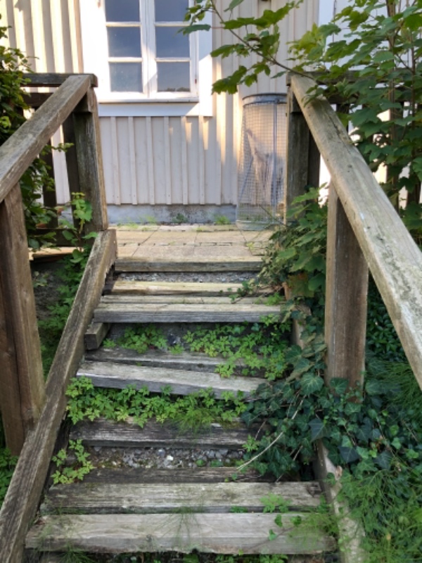 En ny trappe i haven