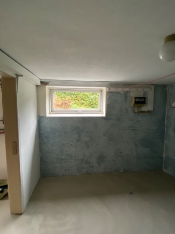 Slibe og mal flydespartelgulv