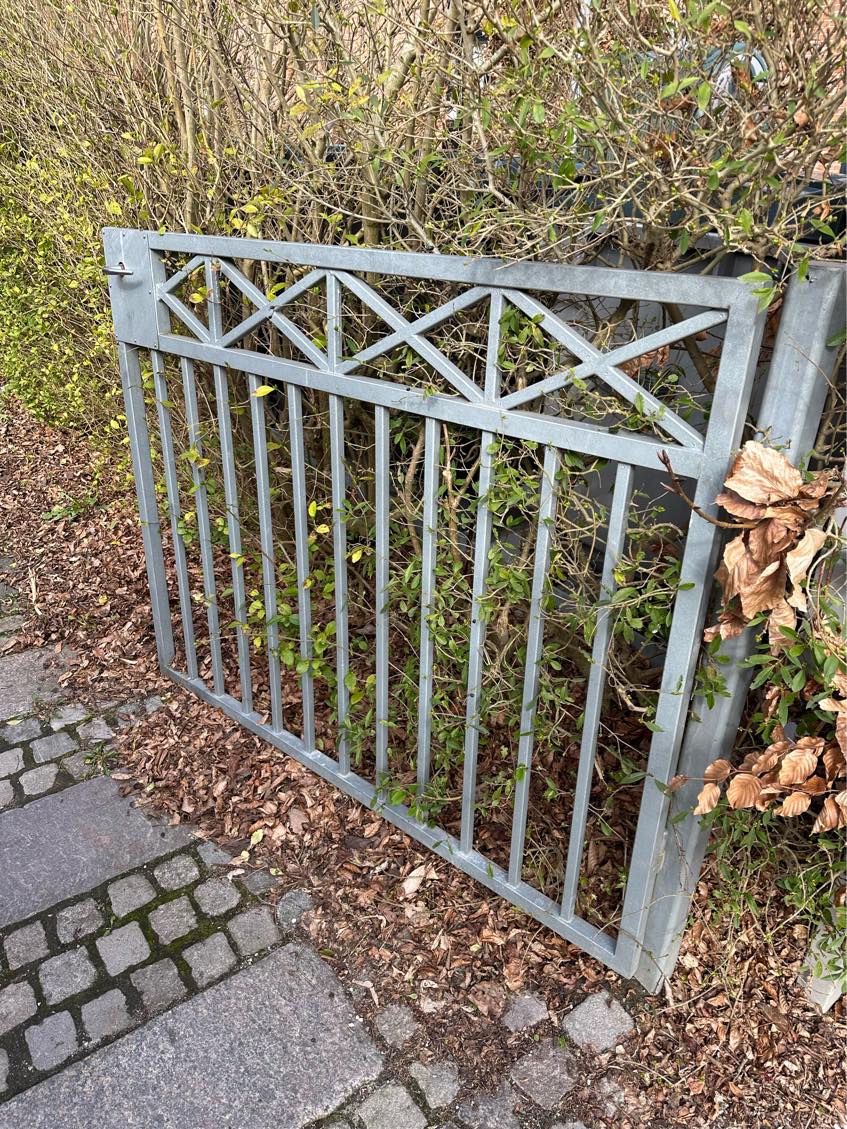 Reparation og svejsning af havelåge