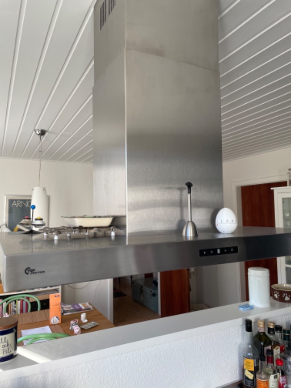 Reparation af emhætte (Thermex loftsophængt)