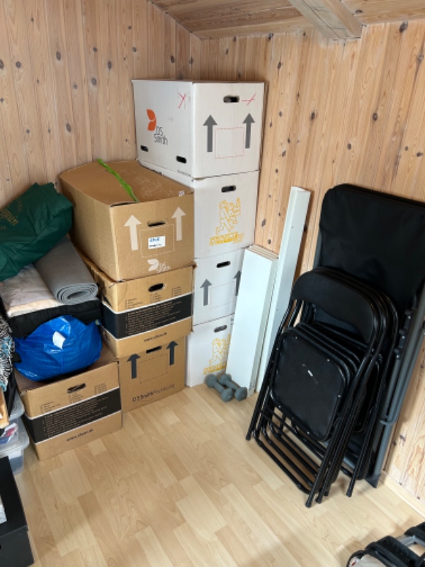 Flytning af seng og 8 flyttekasser fra Jylland til KBH