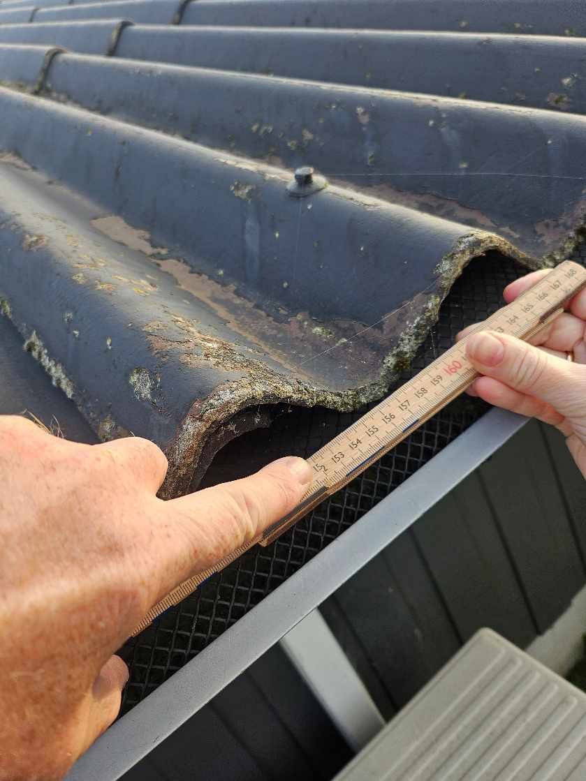 Tætning af tagrygning på eternittag