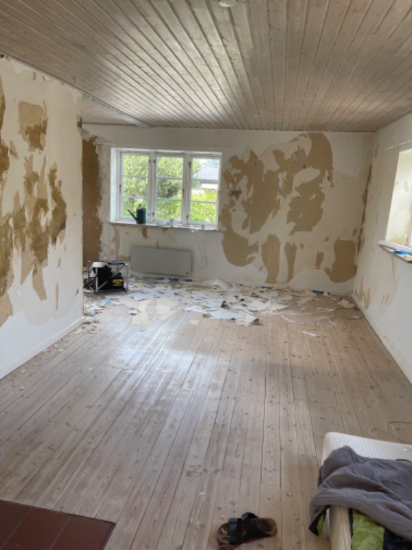 Slibning og behandling af gulv