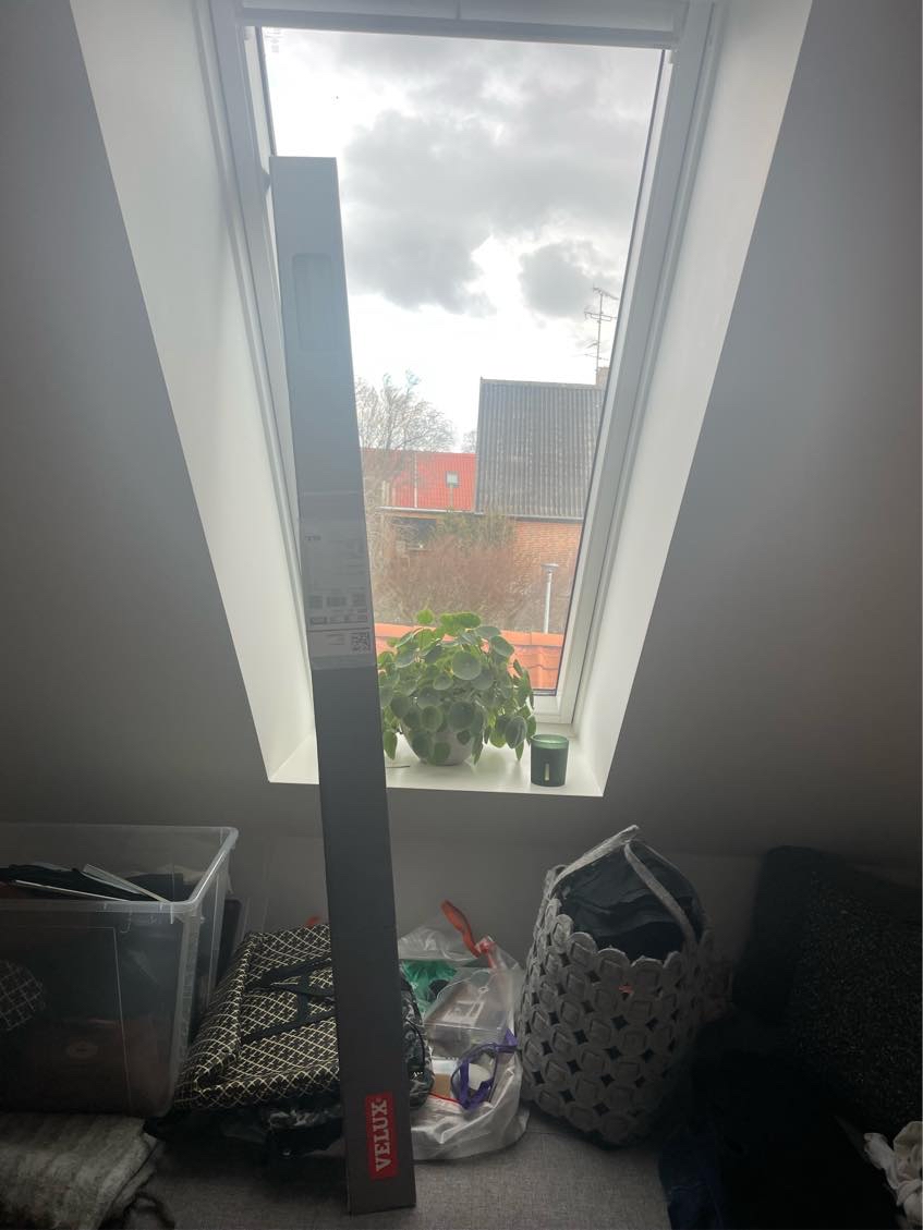 Isætte et Velux rullegardin