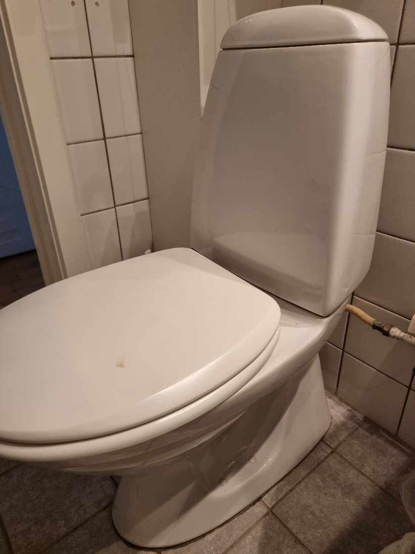Montering Toilet
