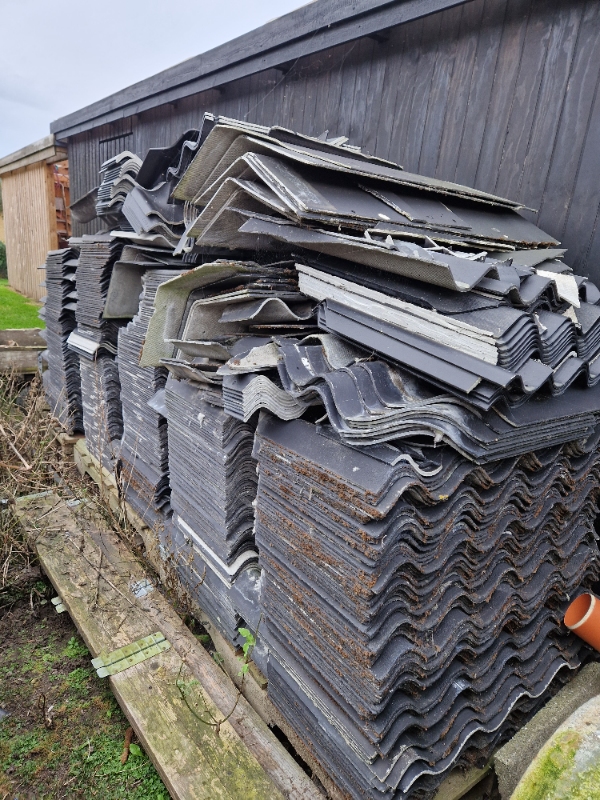 Bortskaffelse af eternittag