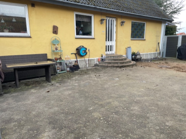 Pris på fliselægning 80-90m2