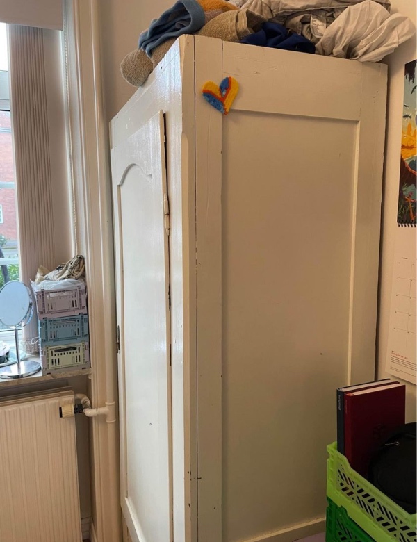 Hjælp til at flytte karlekammerskab fra en adresse til en anden