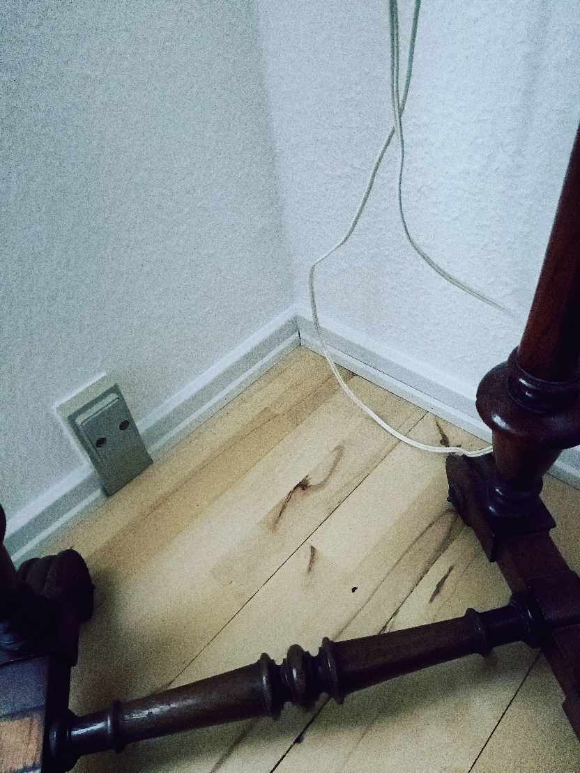 Bore hul i metalvæg