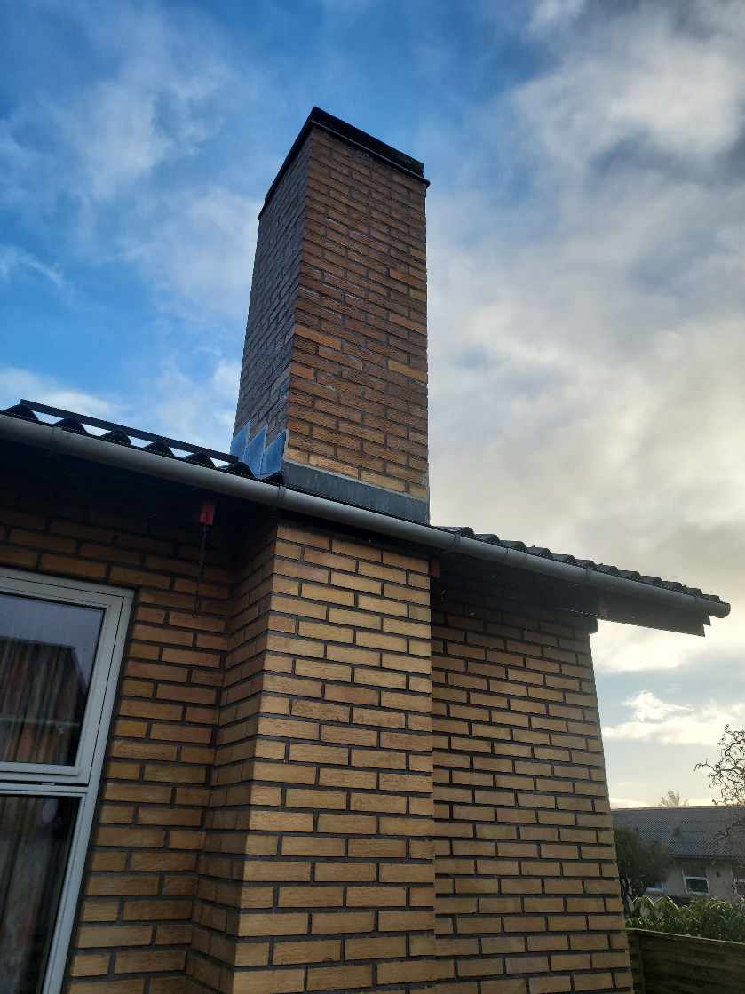 Nedlægning af skorsten og fjernelse af gammel brændeovn