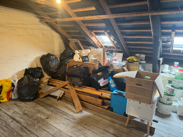 Bæring og bortkørsel af møbler