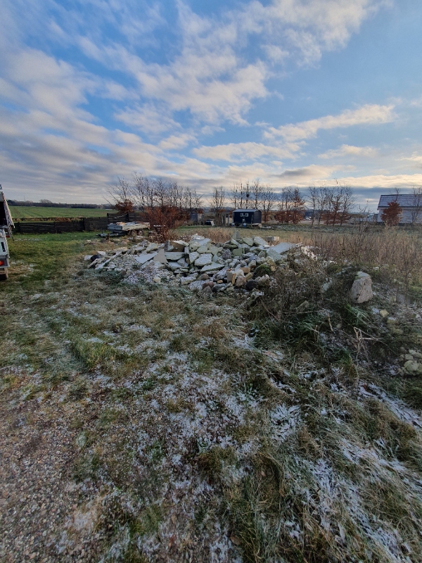 Hentet beton ( lidt andet i )fra 100 m2 opbrudt gulv