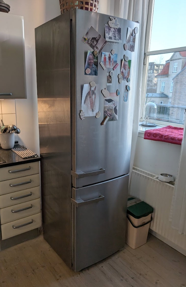 flytning af køleskab og afskafning af eksisterende