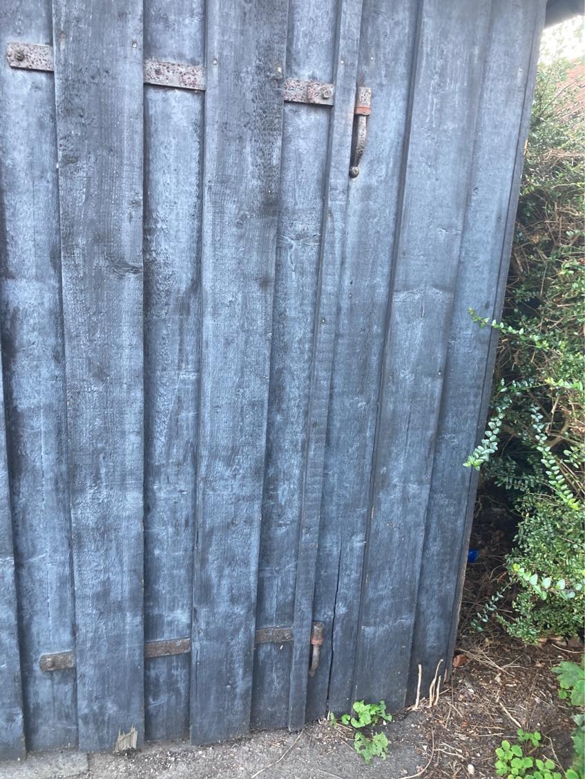 Nedrive og bortskaffe træ-garage