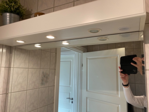 Udskiftning af pærer i loftspots