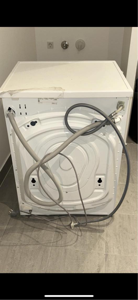 Tilslutning af opvaskemaskine og vaskemaskine