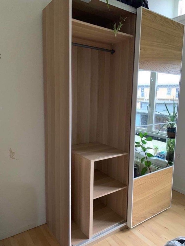 Samle IKEA PAX skab med skyvedøre