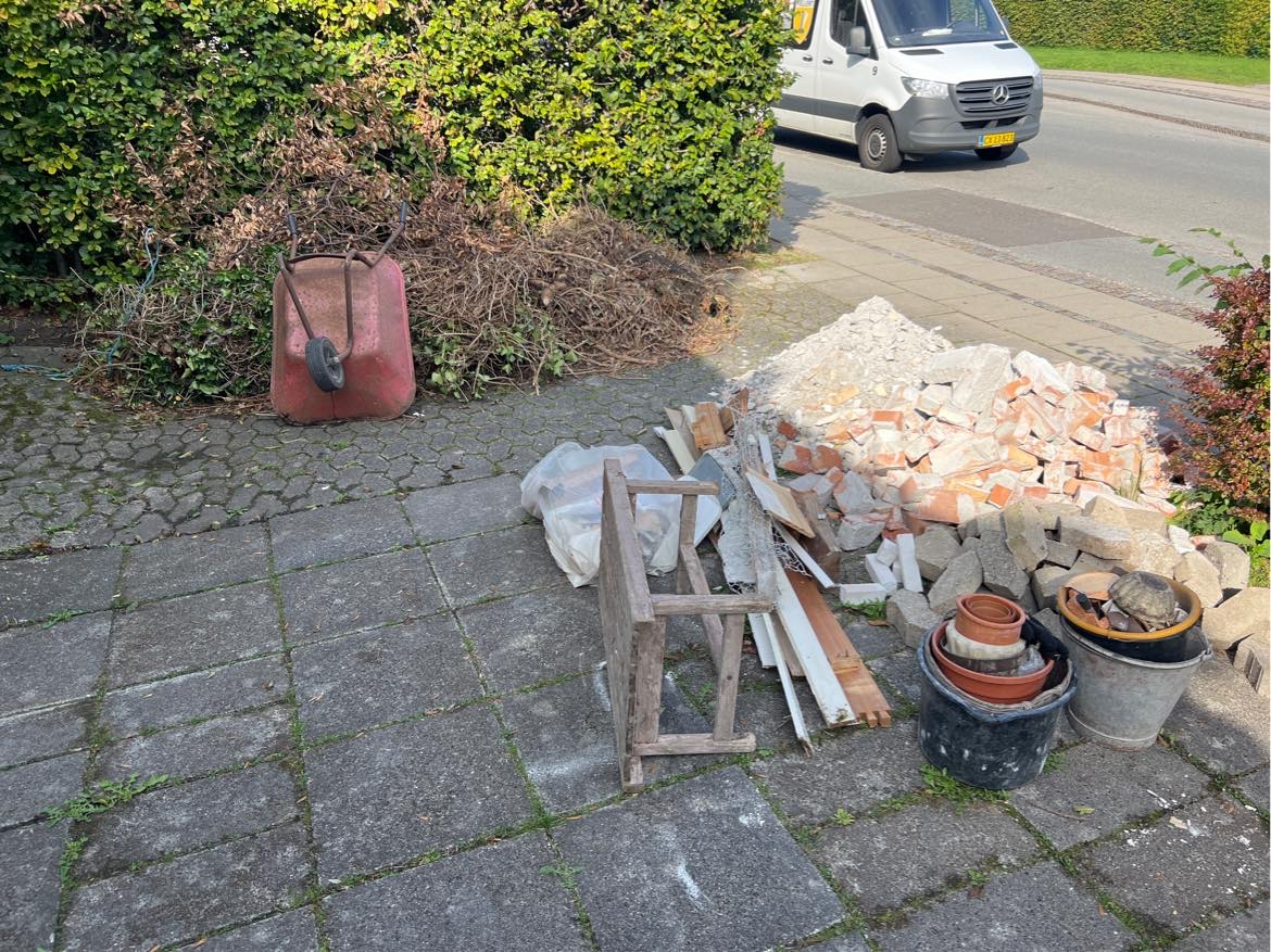 Køre på lossepladsen 2-3 gange