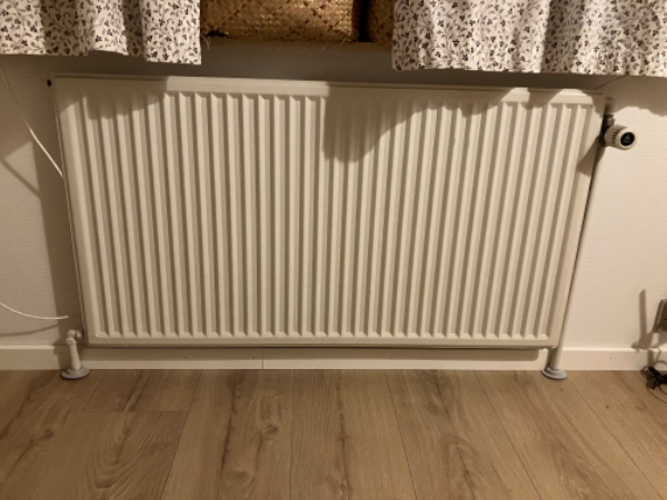 Vvs hjælp til at fikse 2 radiatorer så de afgiver varme