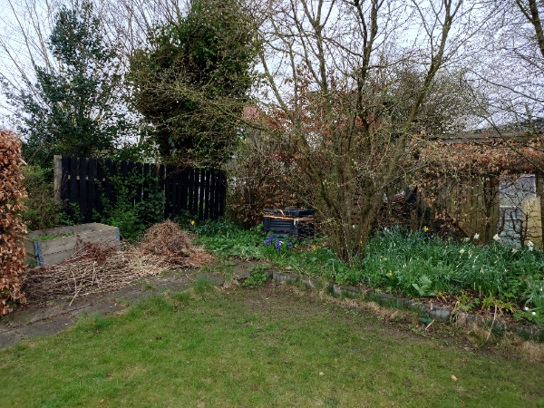 Bygning af stenterrasse