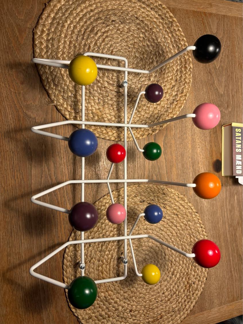 Sætte knagerække op