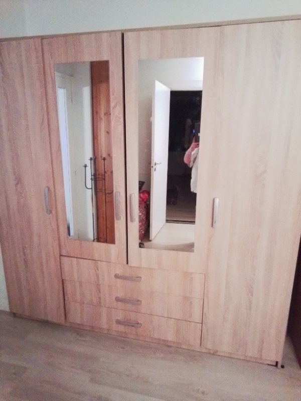 Sammle jysk klæder skab