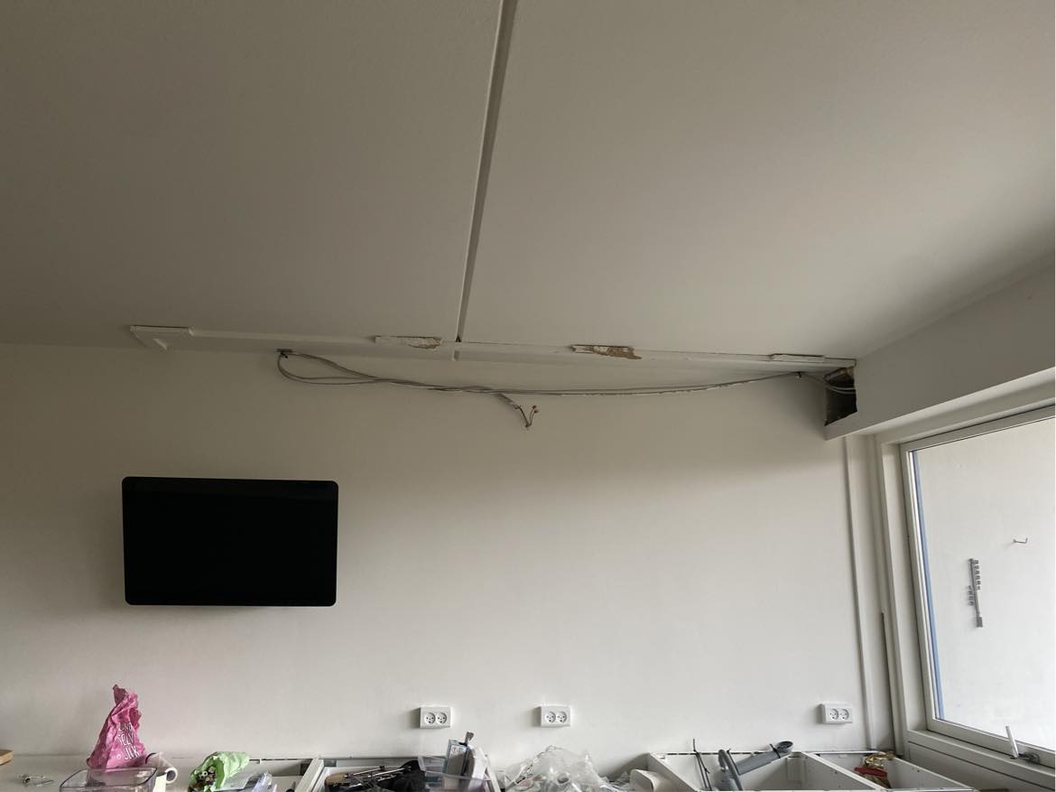 Skal have lavet en kasse til emhætte rør :-)