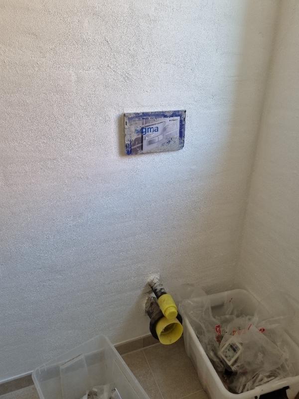 Opsat wc og bruser m bl. Batteri