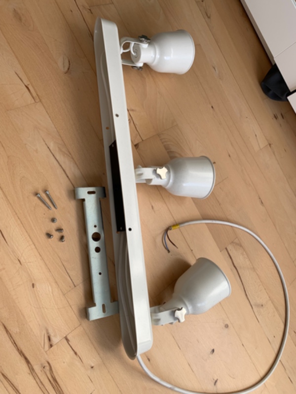 Monteret tre loftlamper