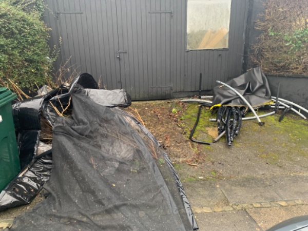 Kørt ting på lossepladsen