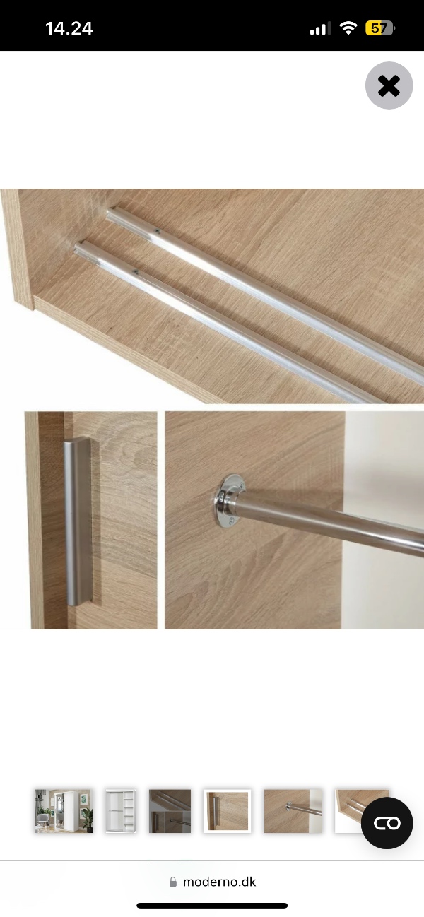 Samling af garderobeskab