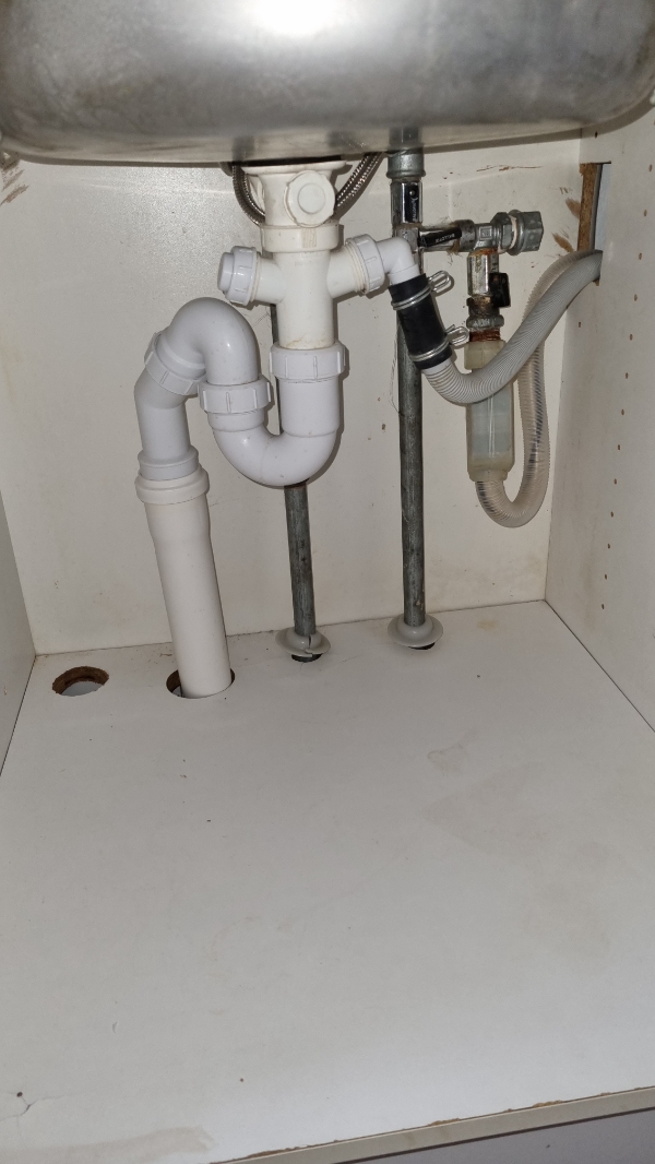 Installation af vaske/tørremaskine