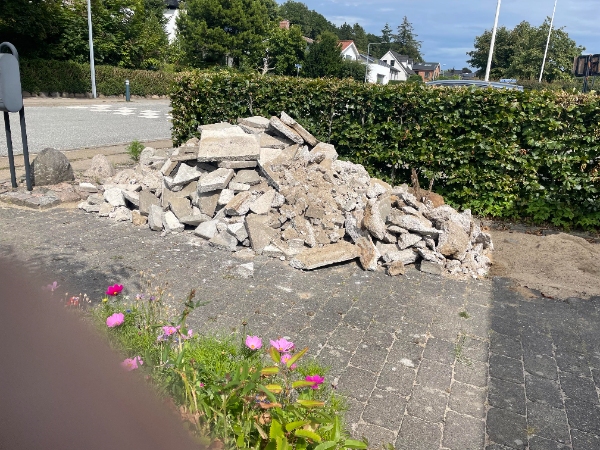 Afhentning af betonaffald