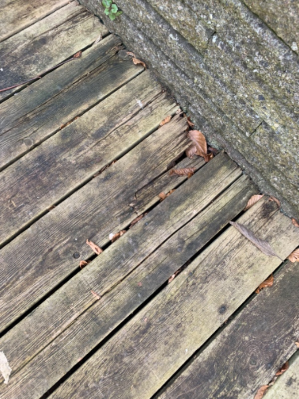 Opfriske træterrasse