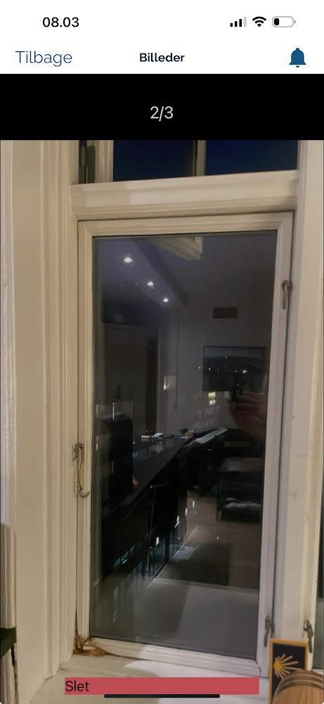 Skifte vindue og reparere en karm efter råd i lejlighed på 5. Sal Enghavevej