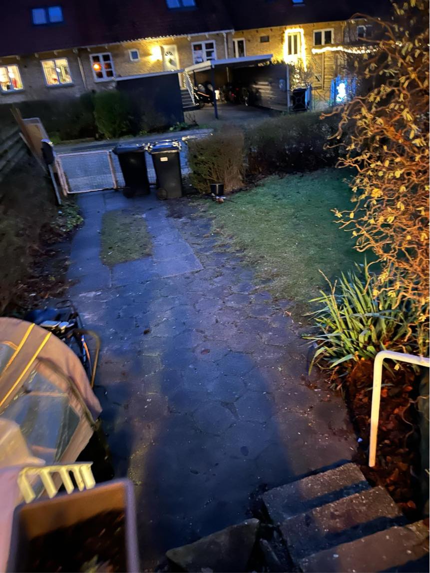 Nye fliser i forhave, trappe og terrasse