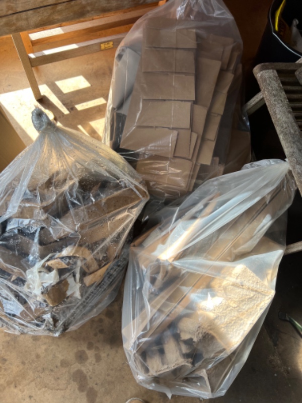 Afhentet diverse byggeaffald